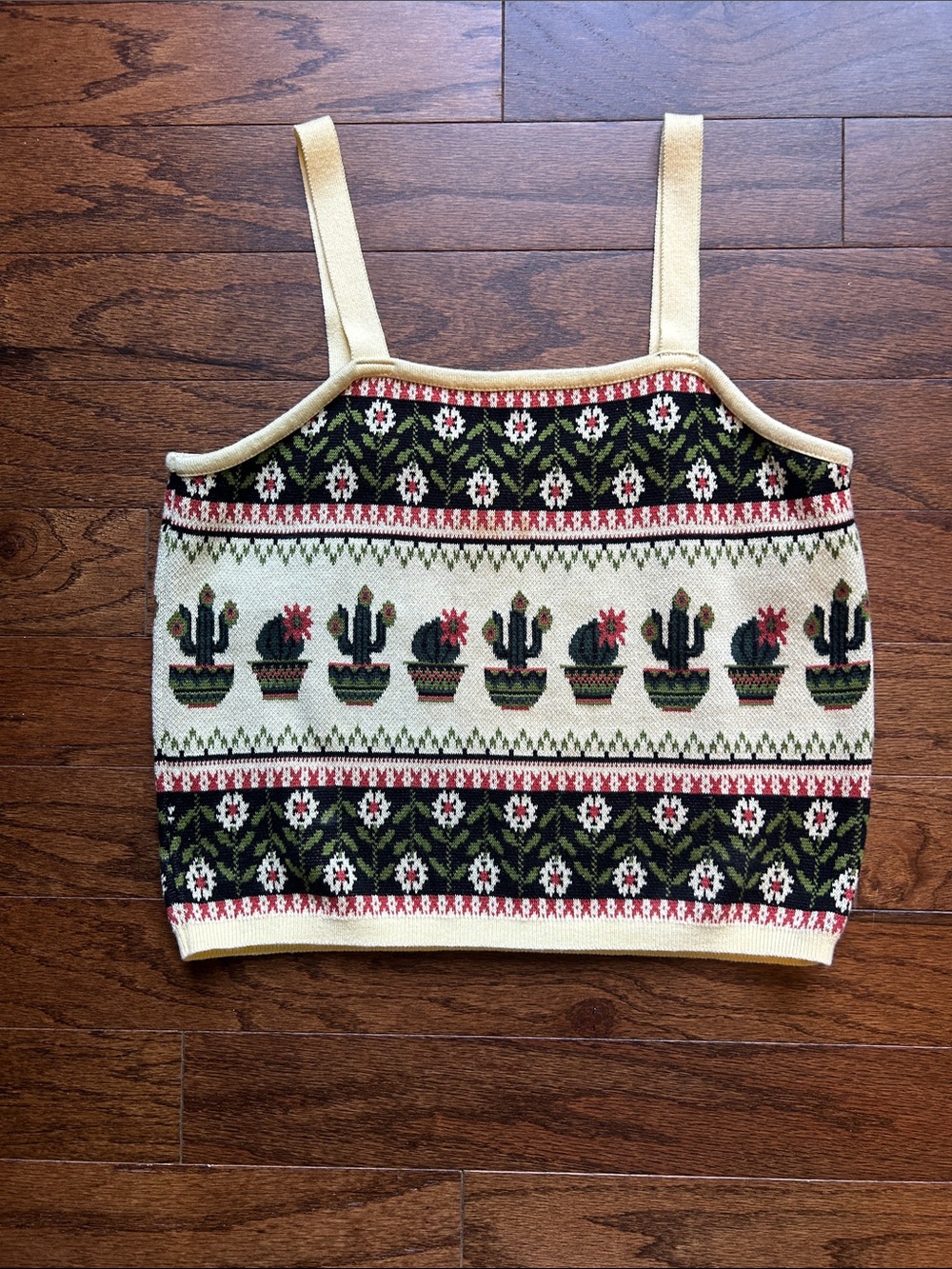 Cropped Knit Cactus Pattern Tank Top - Cream